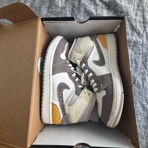 Jordan, neutral High-Top Sneakers